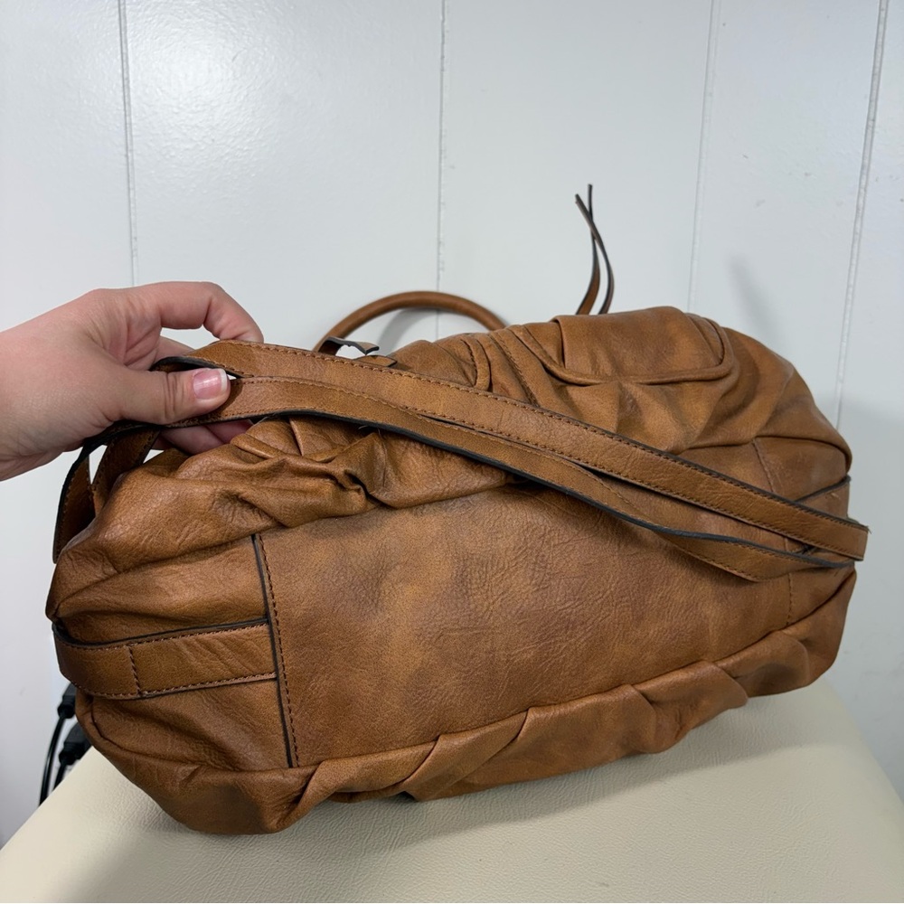 Jessica Simpson Brown Faux Leather Bohemian Boho Hobo Bag Purse Long Strap - Picture 6 of 7